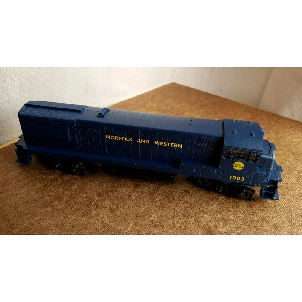 Vintage ATHEARN HO Scale GE U28B Diesel LOCOMOTIVE Norfolk & Western #1903 Blue